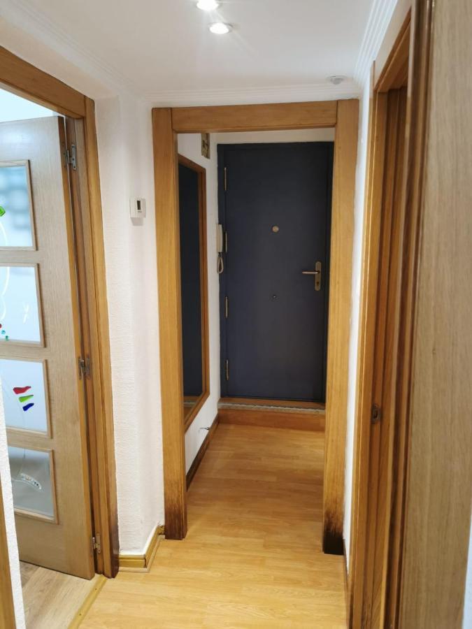 Ferienwohnung Bajo Al Lado Del Ayuntamiento Santander Exterior foto