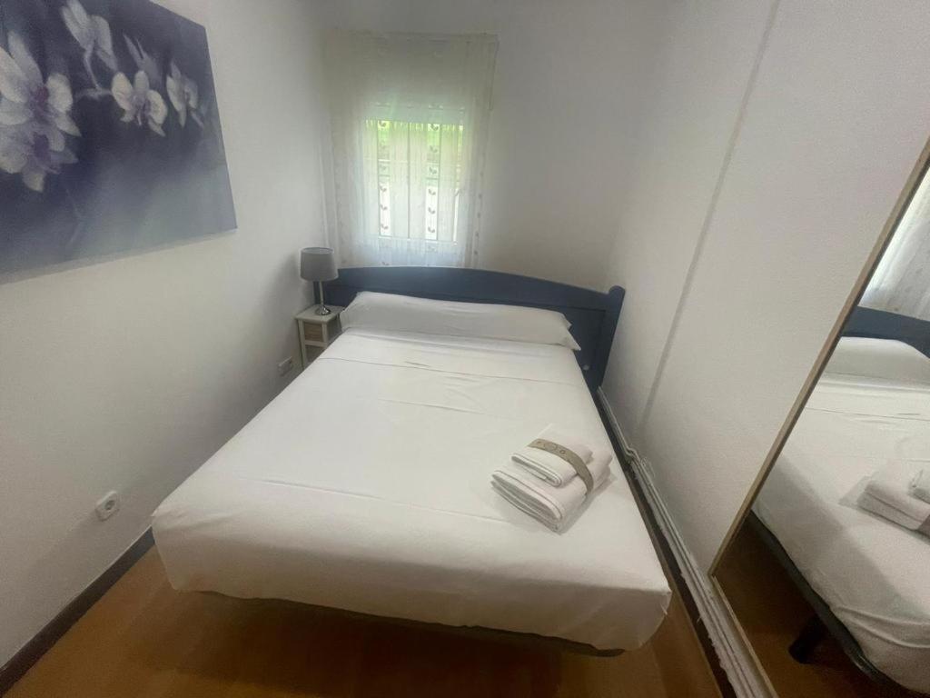 Ferienwohnung Bajo Al Lado Del Ayuntamiento Santander Exterior foto